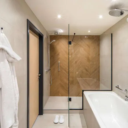 Mercure Centrum Hotel 4*