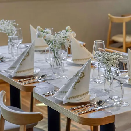 호텔 Mercure Centrum 4*